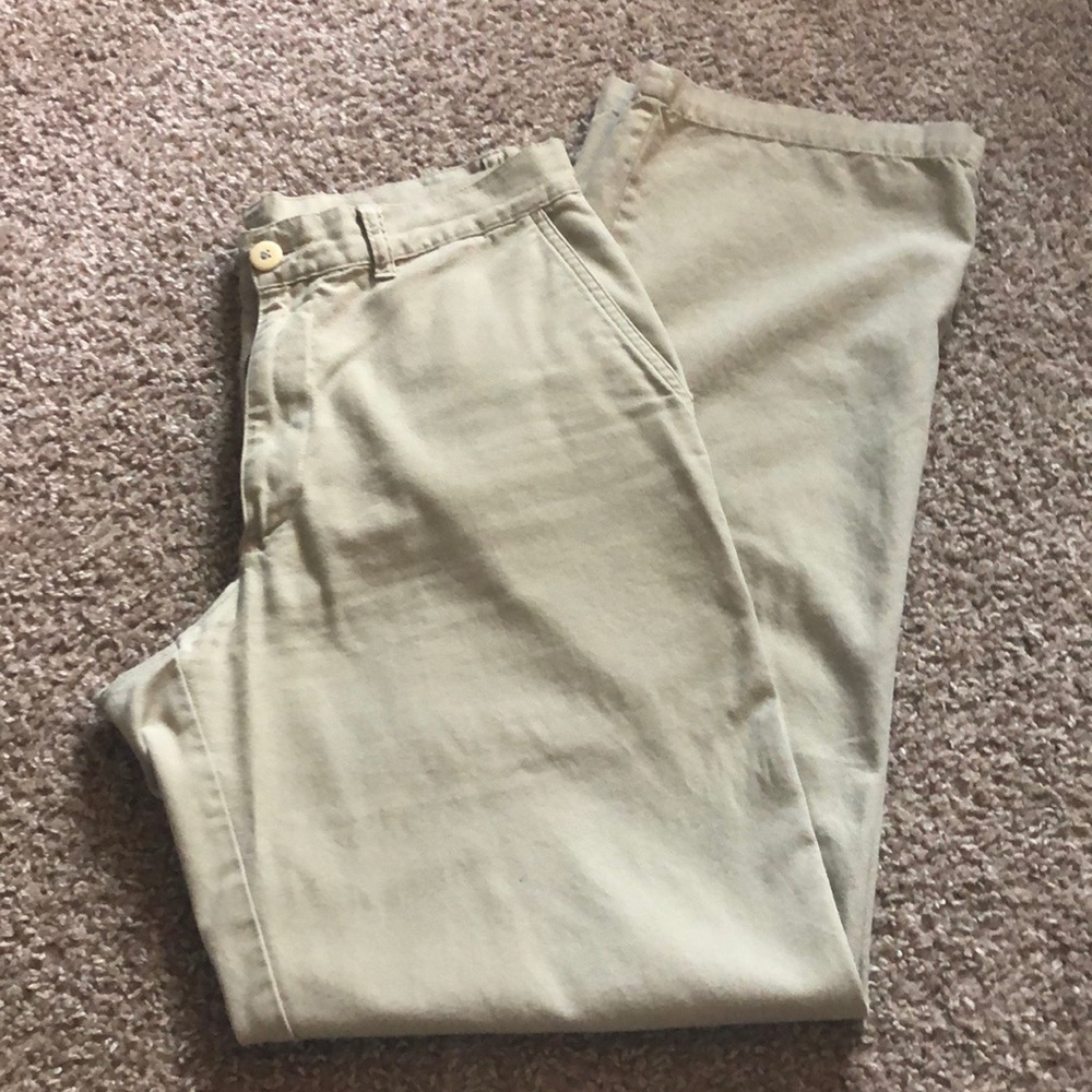 Men’s Patagonia khakis